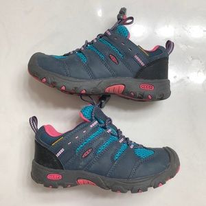 KEEN girls hiking shoes size 11